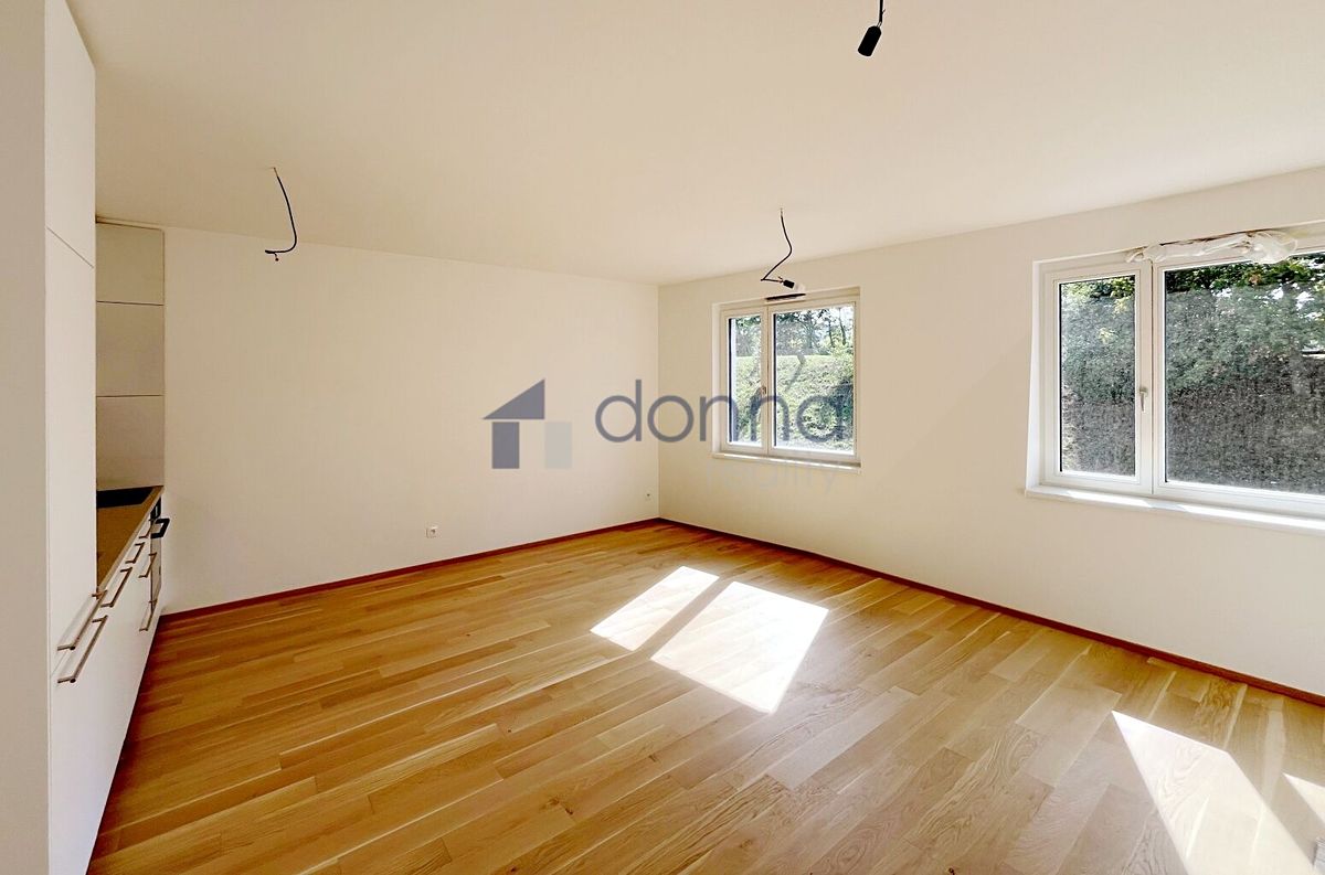 Pronájem bytu 1+kk 39 m²